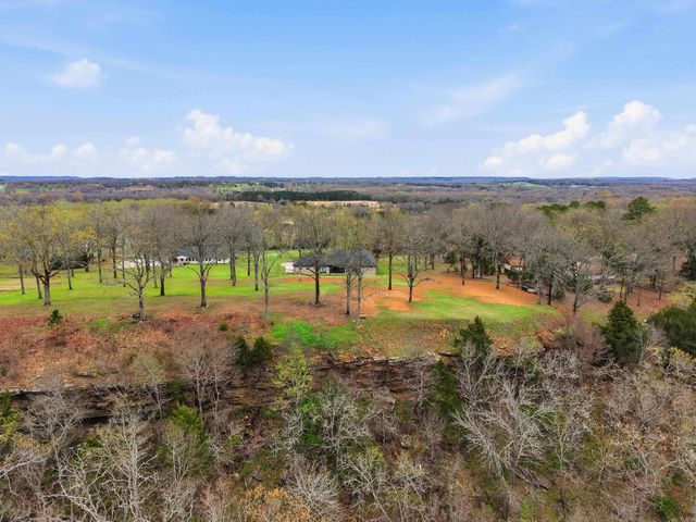 84 E Cadron Ridge Road, Greenbrier, AR 72058