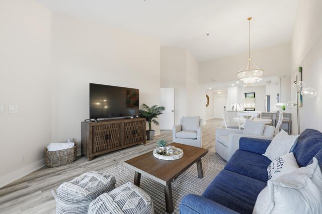 200 Waterway Road 307, Tequesta, FL 33469