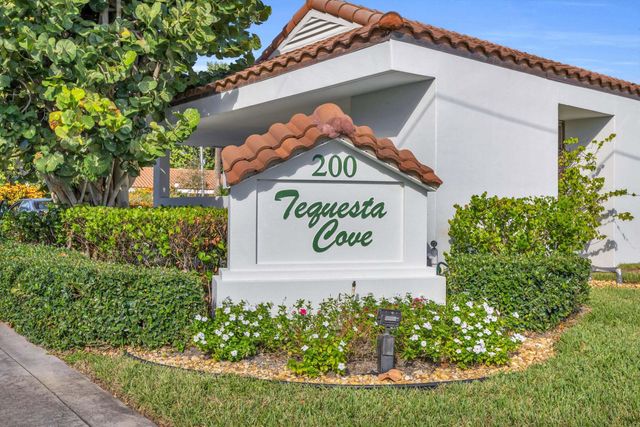 200 Waterway Road 307, Tequesta, FL 33469