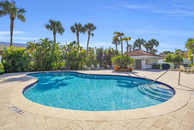 200 Waterway Road 307, Tequesta, FL 33469