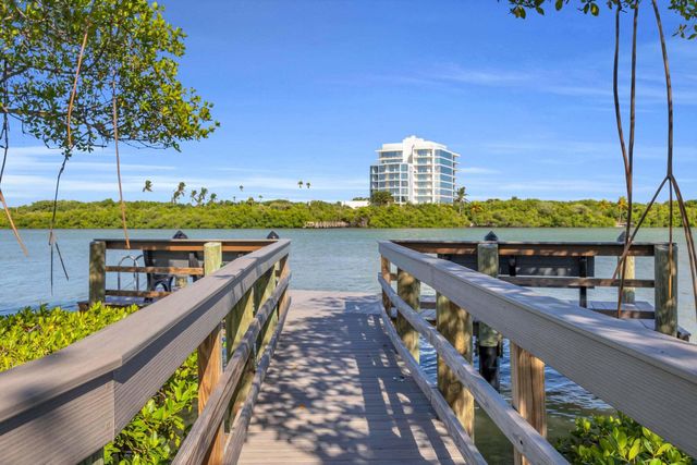 200 Waterway Road 307, Tequesta, FL 33469