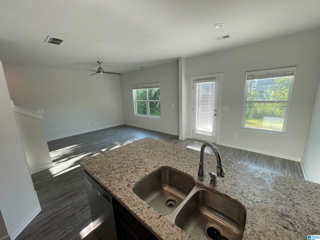 5513 CATHWICK TRACE, Mccalla, AL 35111