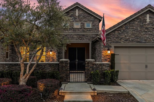 3396 Trenton Avenue, Clovis, CA 93619