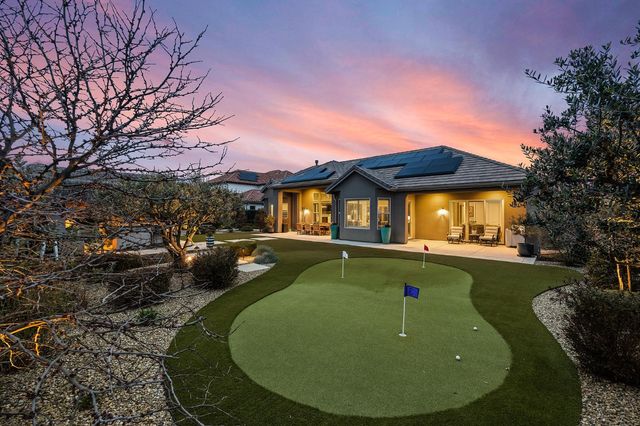 3396 Trenton Avenue, Clovis, CA 93619