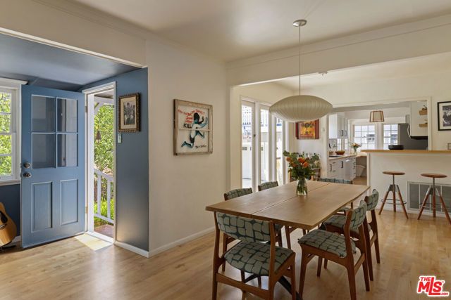 8534 Walnut Drive, Los Angeles, CA 90046