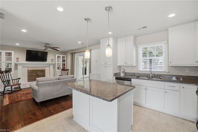 1517 Custom ST, Virginia Beach, VA 23454