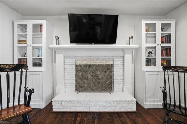 1517 Custom ST, Virginia Beach, VA 23454