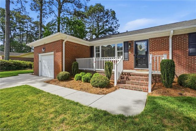 1517 Custom ST, Virginia Beach, VA 23454