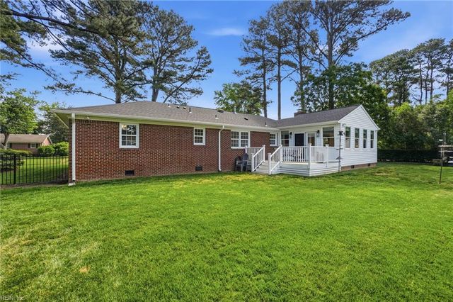 1517 Custom ST, Virginia Beach, VA 23454