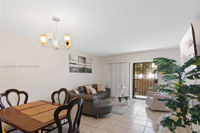 5201 NW 7th St 105, Miami, FL 33126