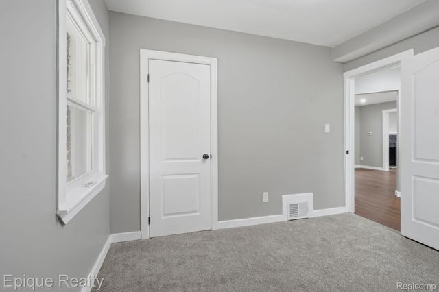 9991 Robson Street, Detroit, MI 48227