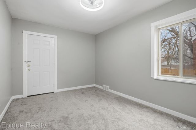 9991 Robson Street, Detroit, MI 48227