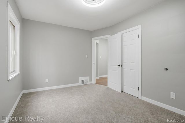 9991 Robson Street, Detroit, MI 48227