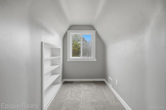 9991 Robson Street, Detroit, MI 48227