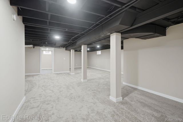 9991 Robson Street, Detroit, MI 48227