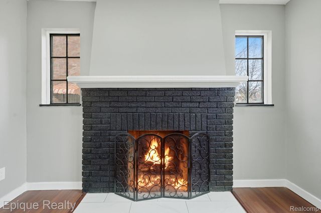 9991 Robson Street, Detroit, MI 48227