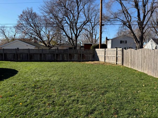 7624 Forest Avenue, Munster, IN 46321