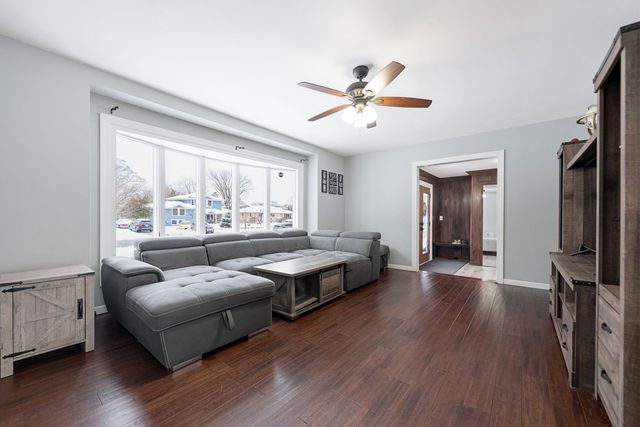 7624 Forest Avenue, Munster, IN 46321