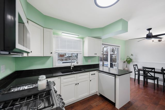 7624 Forest Avenue, Munster, IN 46321