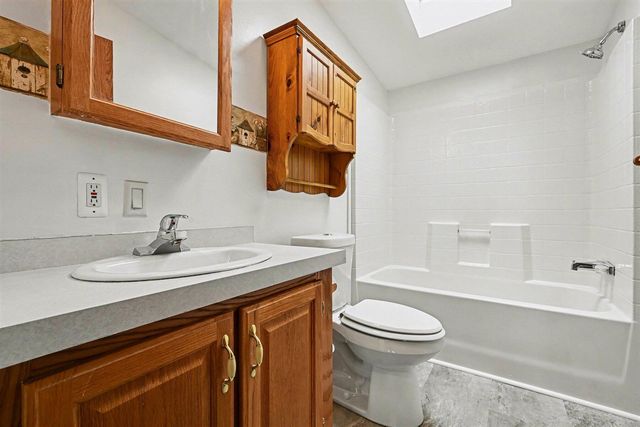 5552 Goldenrod Street, Kalamazoo, MI 49009