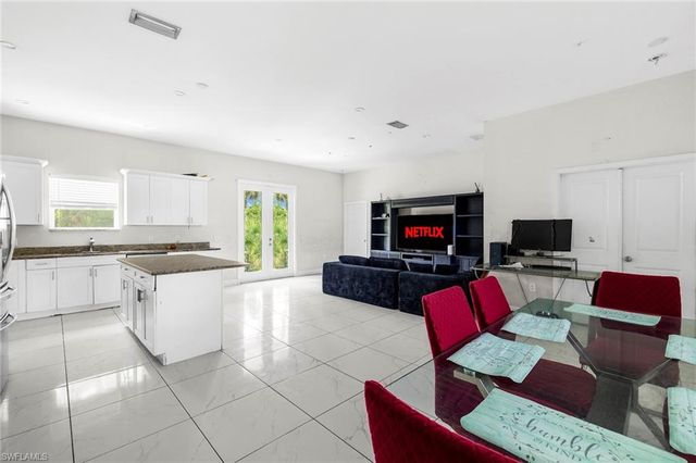 3622 41st AVE NE, Naples, FL 34120