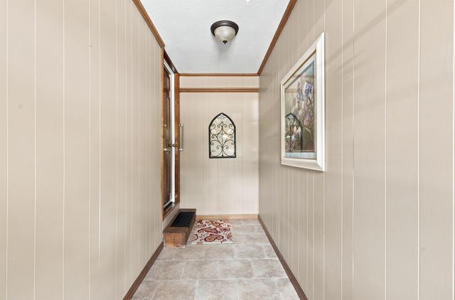 4 Hoyt Farm Road, Plaistow, NH 03865