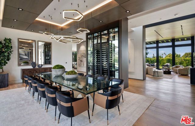 615 N Faring Road, Los Angeles, CA 90077