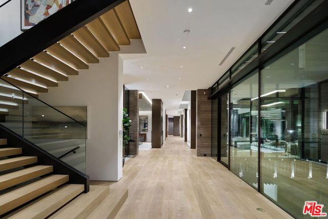 615 N Faring Road, Los Angeles, CA 90077