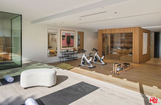 615 N Faring Road, Los Angeles, CA 90077