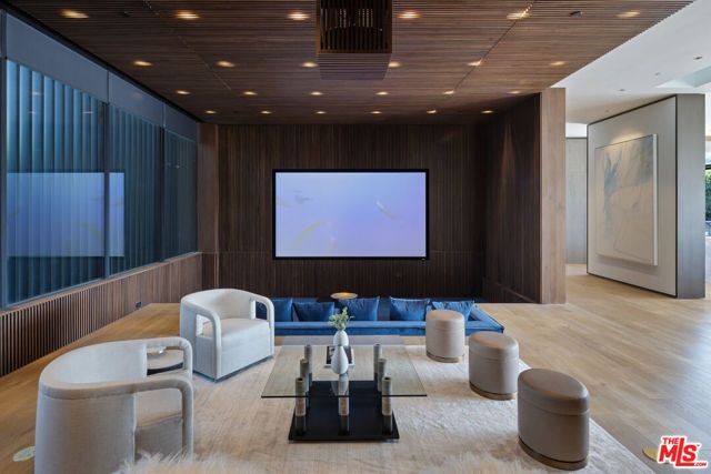 615 N Faring Road, Los Angeles, CA 90077