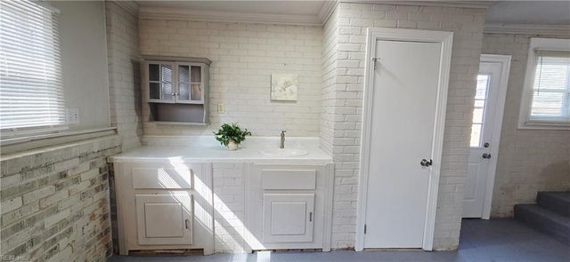 1077 Kittrell ST, Norfolk, VA 23513