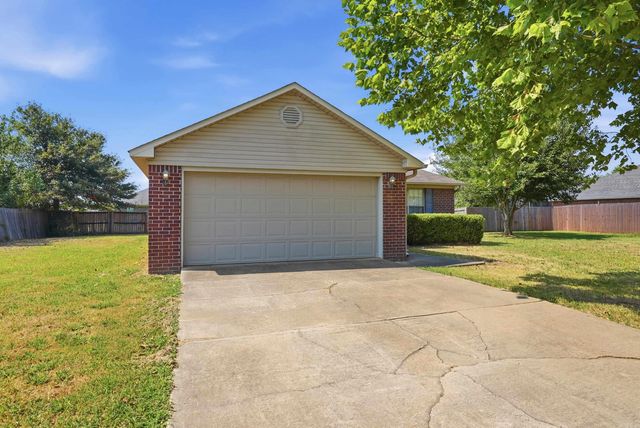 3425 Antietam Dr, Conway, AR 72032