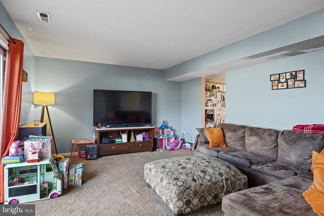 158 BAKER AVE, Atco, NJ 08004