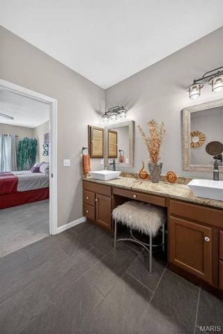 305 Newport Drive, St Peters, MO 63376