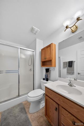 305 Newport Drive, St Peters, MO 63376