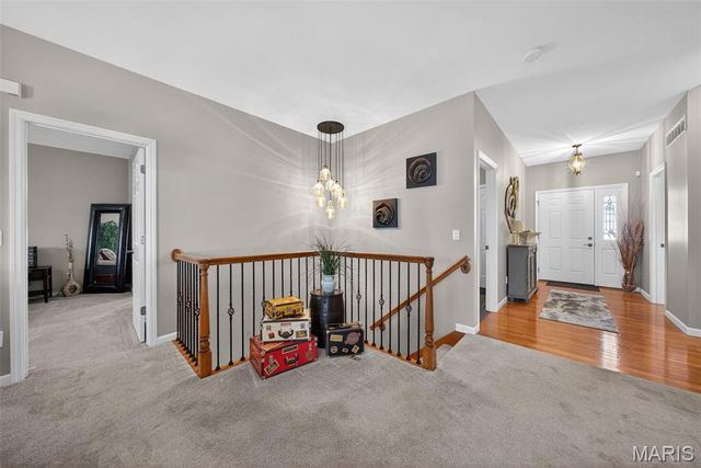 305 Newport Drive, St Peters, MO 63376