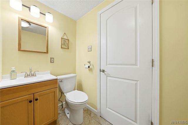 42 Wichita Road, West Seneca, NY 14224