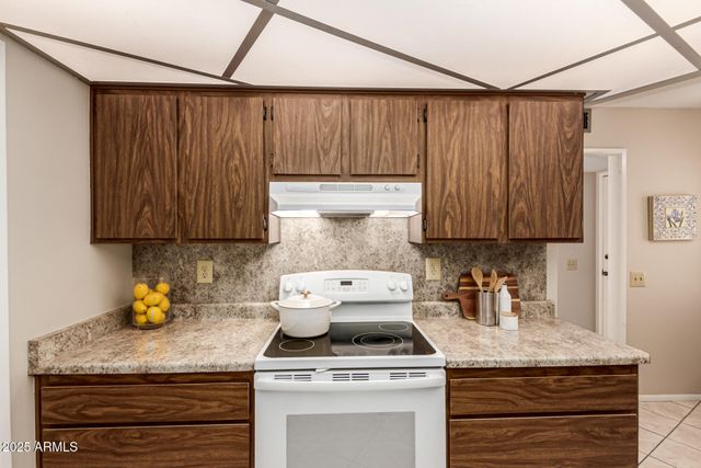 10913 W COGGINS Drive, Sun City, AZ 85351