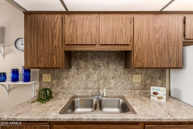 10913 W COGGINS Drive, Sun City, AZ 85351