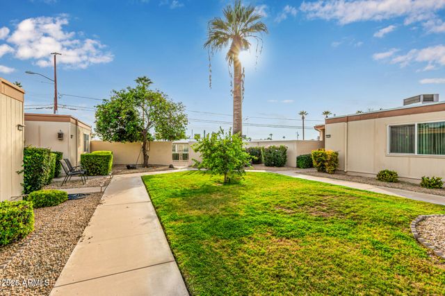 10913 W COGGINS Drive, Sun City, AZ 85351