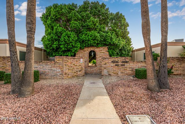 10913 W COGGINS Drive, Sun City, AZ 85351