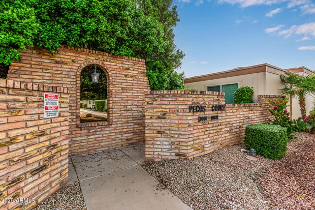 10913 W COGGINS Drive, Sun City, AZ 85351