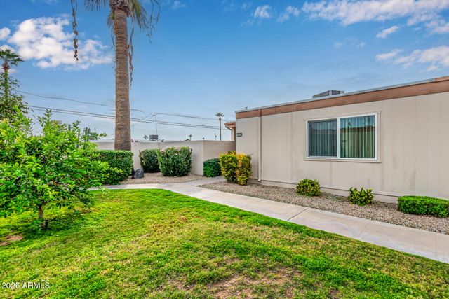 10913 W COGGINS Drive, Sun City, AZ 85351