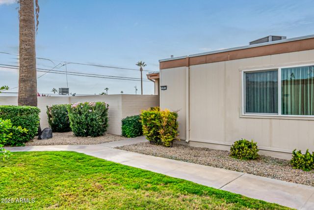 10913 W COGGINS Drive, Sun City, AZ 85351