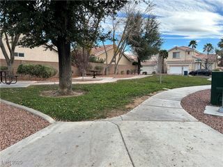 861 CLEAR DIAMOND Avenue, Las Vegas, NV 89123