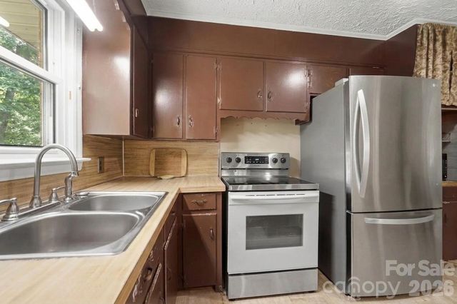 313 Park Terrace Drive, Belmont, NC 28012