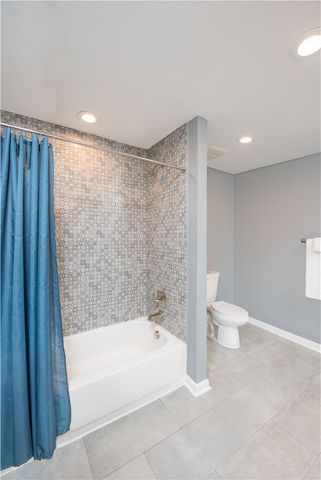 715 52nd St, Lawrenceville, PA 15201