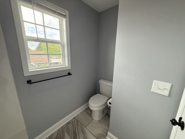 802 E Main St, Watertown, TN 37184