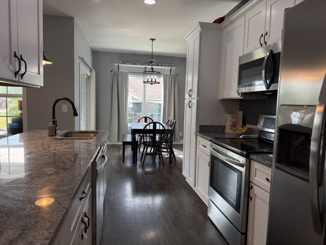 802 E Main St, Watertown, TN 37184