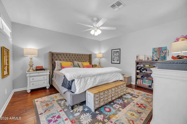 345 E ORANGE Drive, Phoenix, AZ 85012